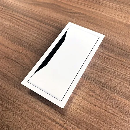 Металлический аутлет UCAMO2911