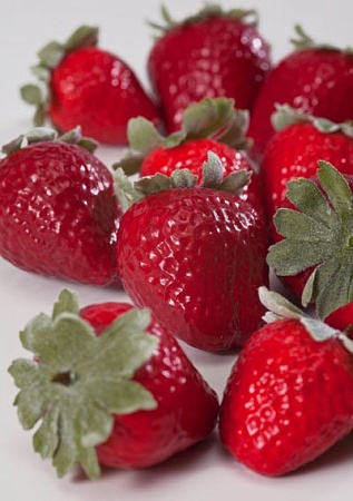 Ягоды Клубники в коробке 30.0610056