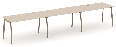 Рабочая станция на 3 места с лючком ES.RS-3.3-LP