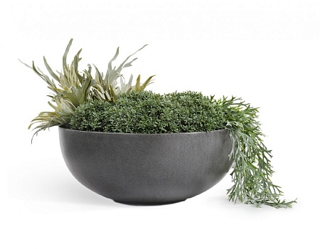 Кашпо TREEZ Effectory Beton Низкая сферическая чаша Тёмно-серый бетон д-74 см, в-31 см